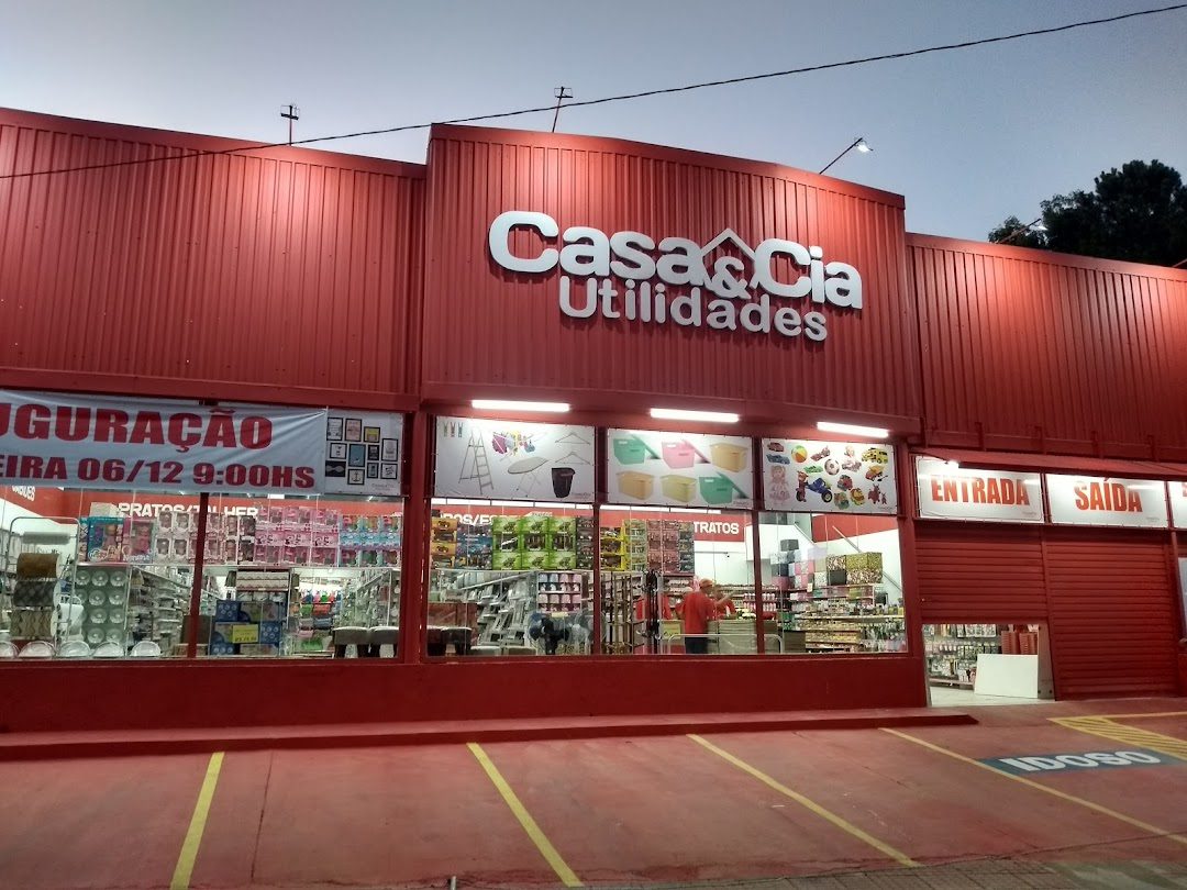Casa e Cia Utilidades loja de variedades domésticas em São Roque.